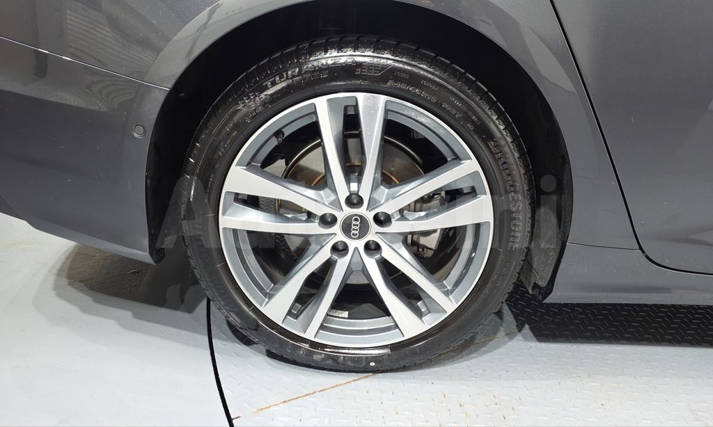 Audi A6(C8) 45 TFSI Premium — снимка 5