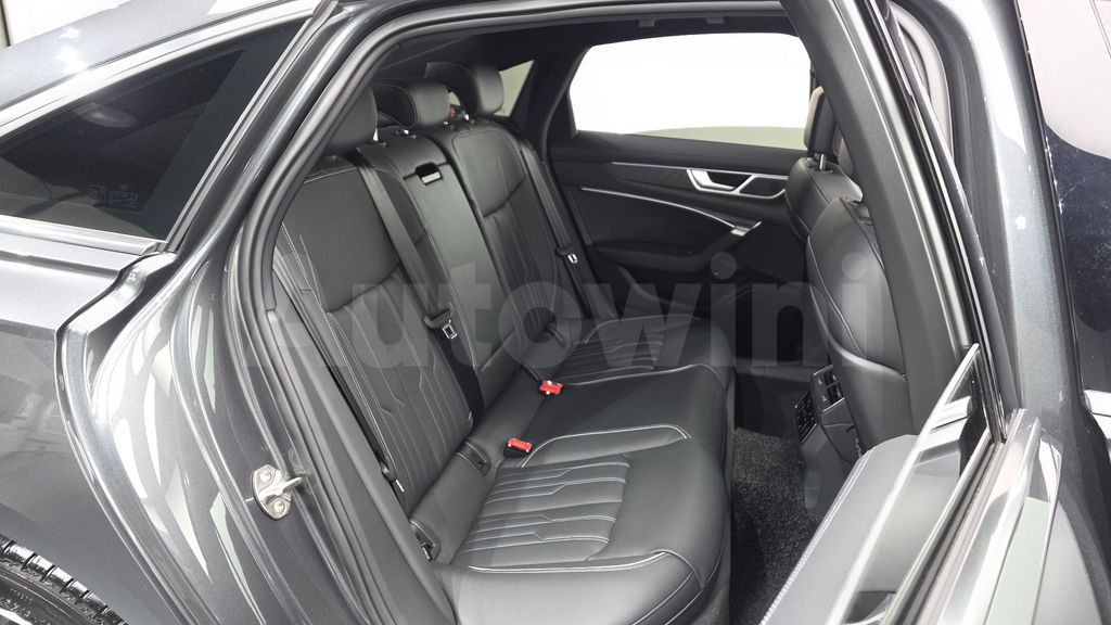 Audi A6(C8) 45 TFSI Premium — снимка 11