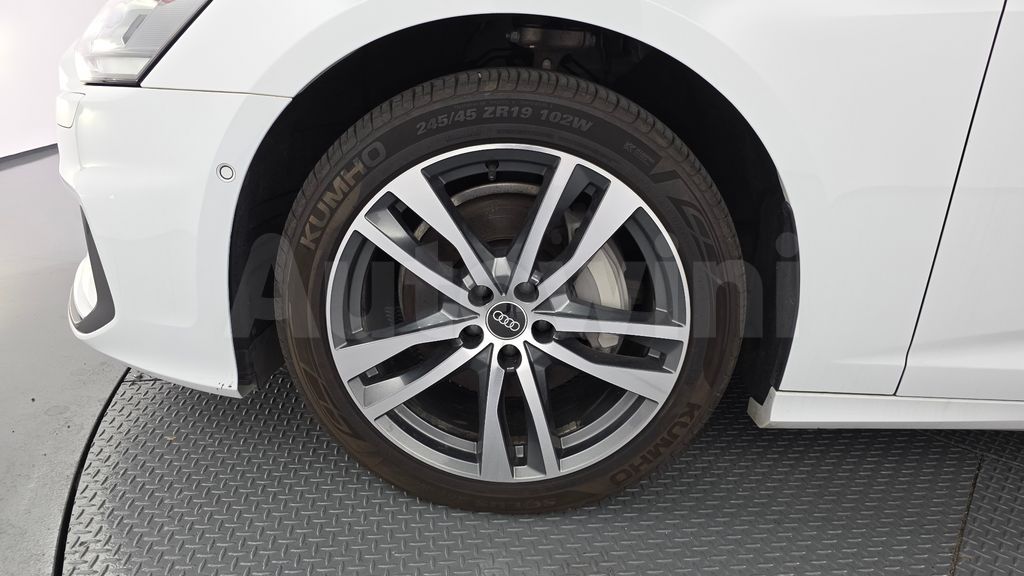 Audi A6(C8) 45 TFSI Premium — снимка 5