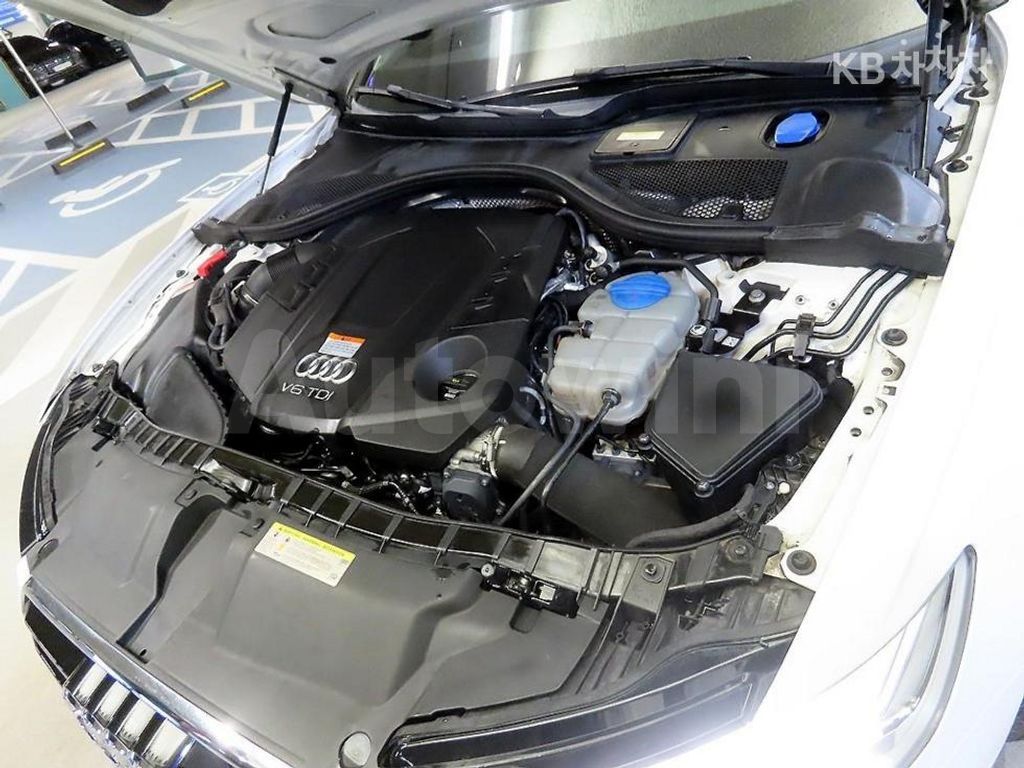 Audi A6 40 TDI Quattro Premium C7(15~) — снимка 19