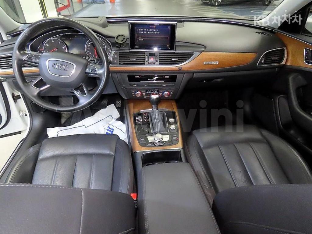 Audi A6 40 TDI Quattro Premium C7(15~) — снимка 10