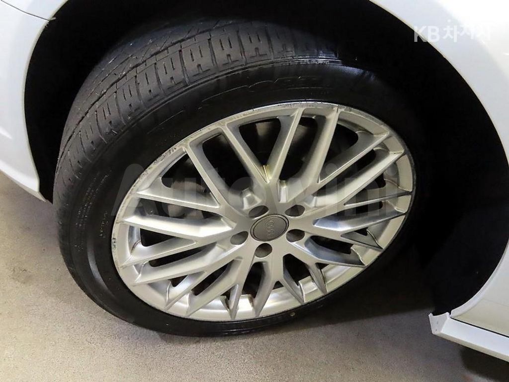 Audi A6 40 TDI Quattro Premium C7(15~) — снимка 20