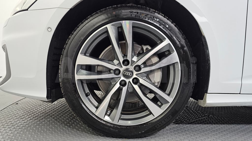 Audi A6(C8) 45 TFSI Quattro Premium — снимка 5
