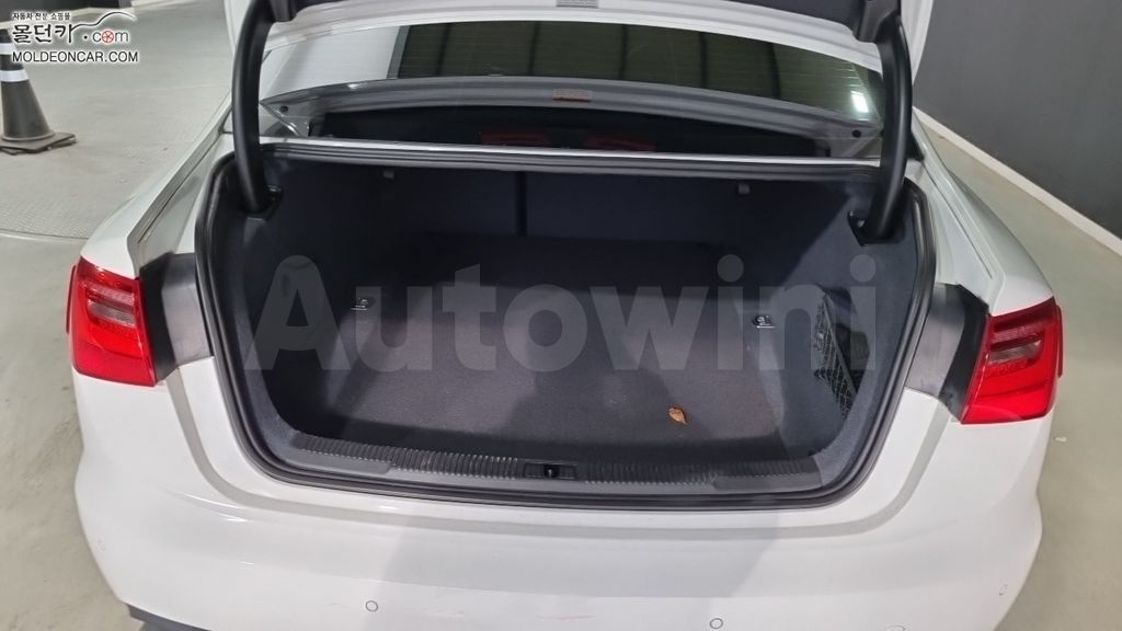 Audi New A6 2.0 TDI Dynamic — снимка 18