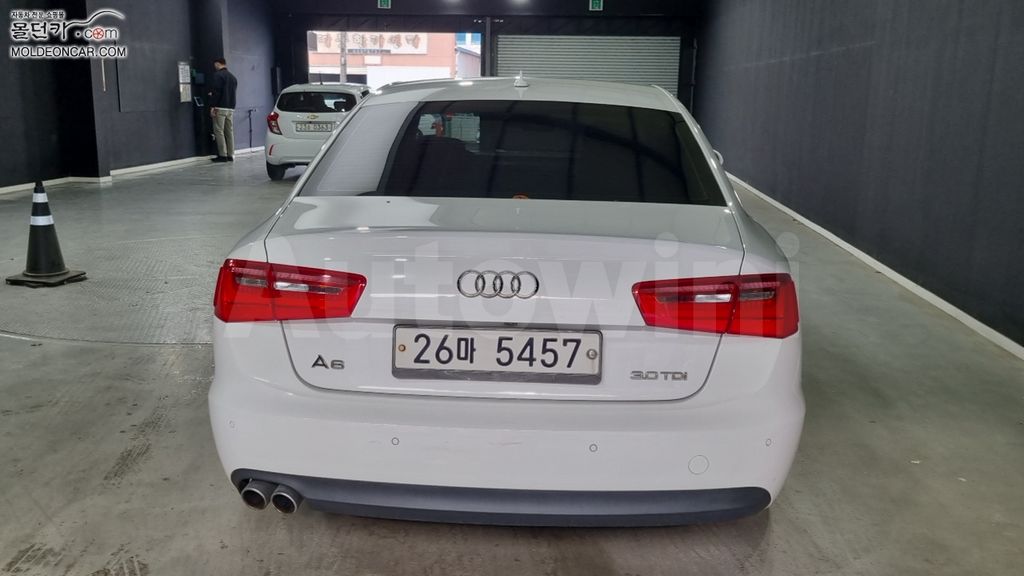 Audi New A6 2.0 TDI Dynamic — снимка 4