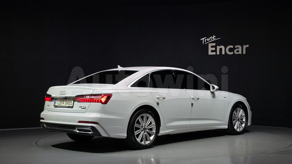 Audi A6(C8) 45 TDI Quattro Premium — снимка 3