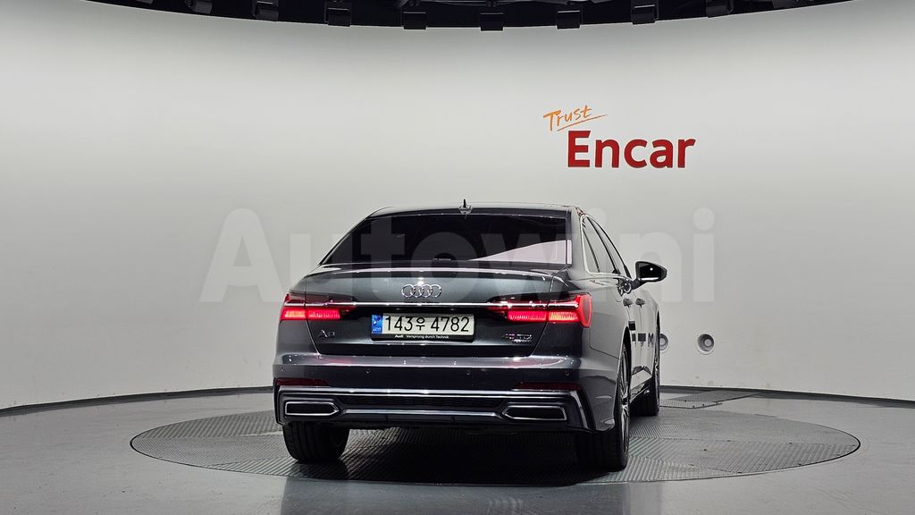 Audi A6(C8) 40 TDI Quattro Premium — снимка 4