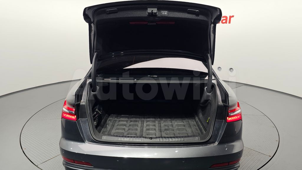 Audi A6(C8) 40 TDI Quattro Premium — снимка 20