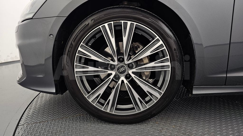 Audi A6(C8) 40 TDI Quattro Premium — снимка 5