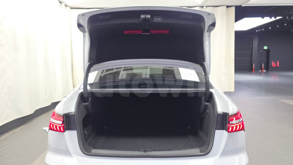 Audi A6(C8) 40 TDI Premium — снимка 20