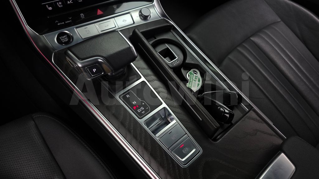 Audi A6(C8) 40 TDI Premium — снимка 9