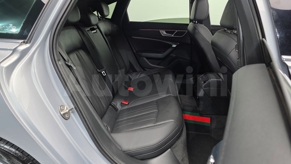 Audi A6(C8) 40 TDI Premium — снимка 12