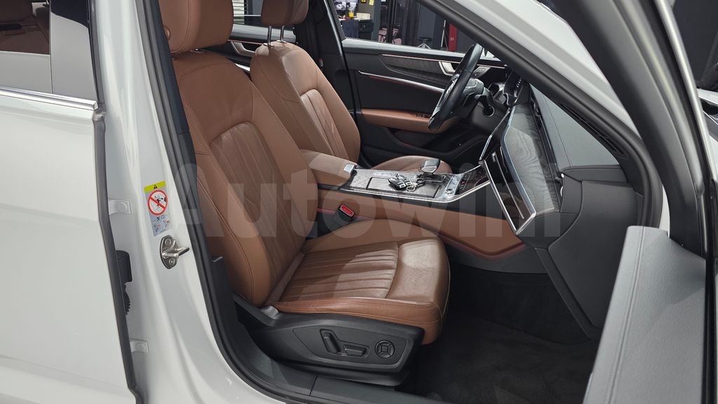 Audi A6(C8) 40 TDI Premium — снимка 11