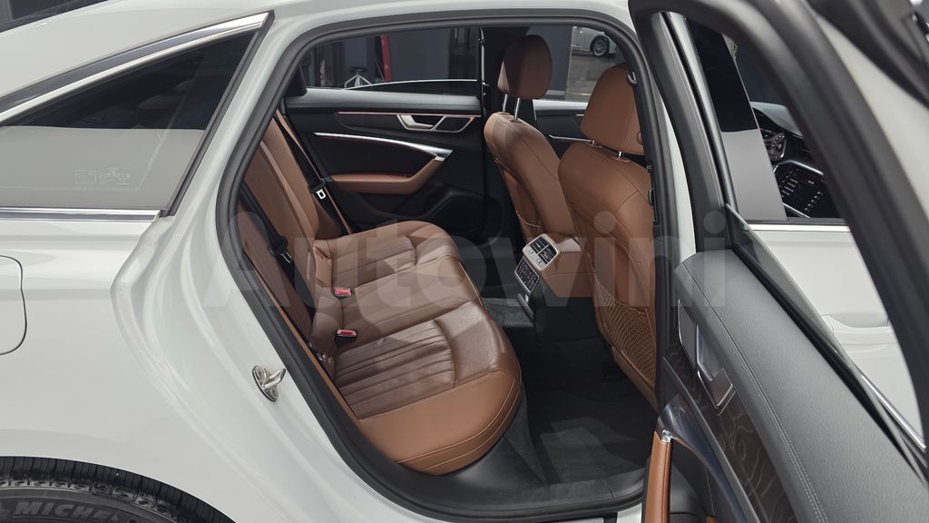 Audi A6(C8) 40 TDI Premium — снимка 12
