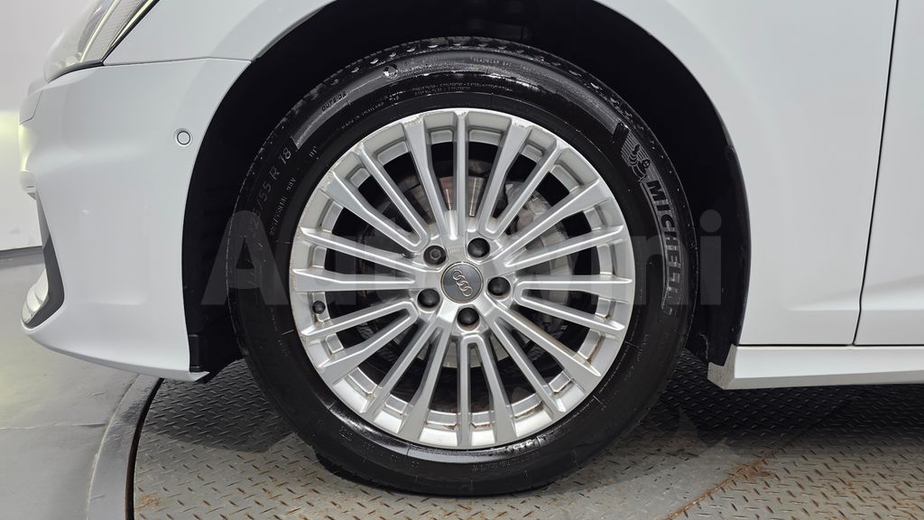 Audi A6(C8) 40 TDI Premium — снимка 5