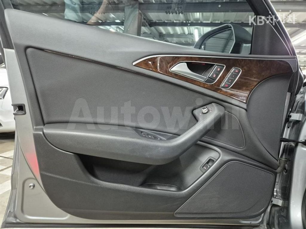 Audi A6 3.0 TFSI Quattro C6 — снимка 17