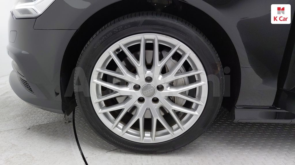 Audi New A6 40 TFSI Premium — снимка 4