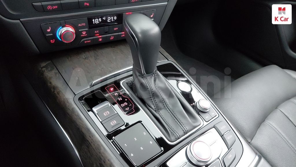 Audi New A6 40 TFSI Premium — снимка 11