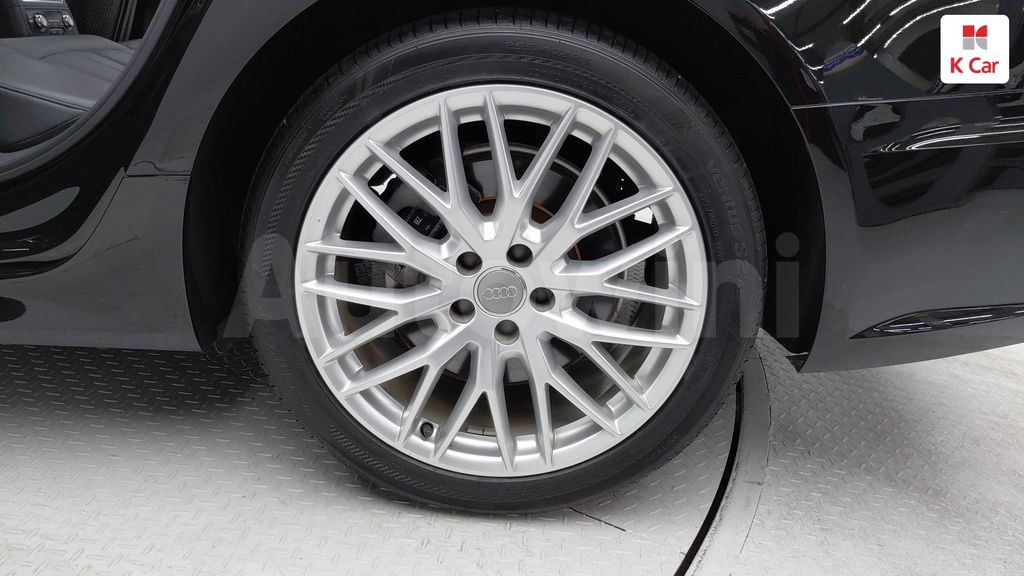 Audi New A6 40 TFSI Premium — снимка 3