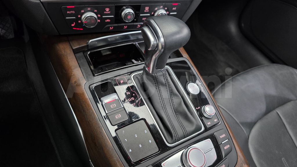 Audi New A6 35 TDI Dynamic C7 — снимка 8