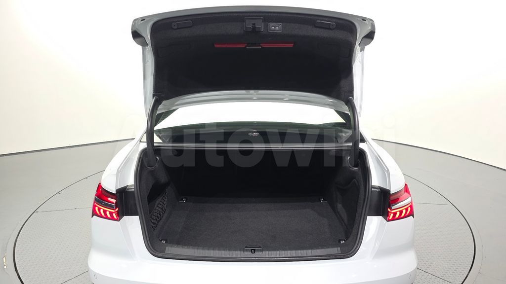Audi A6(C8) 45 TFSI Premium — снимка 19