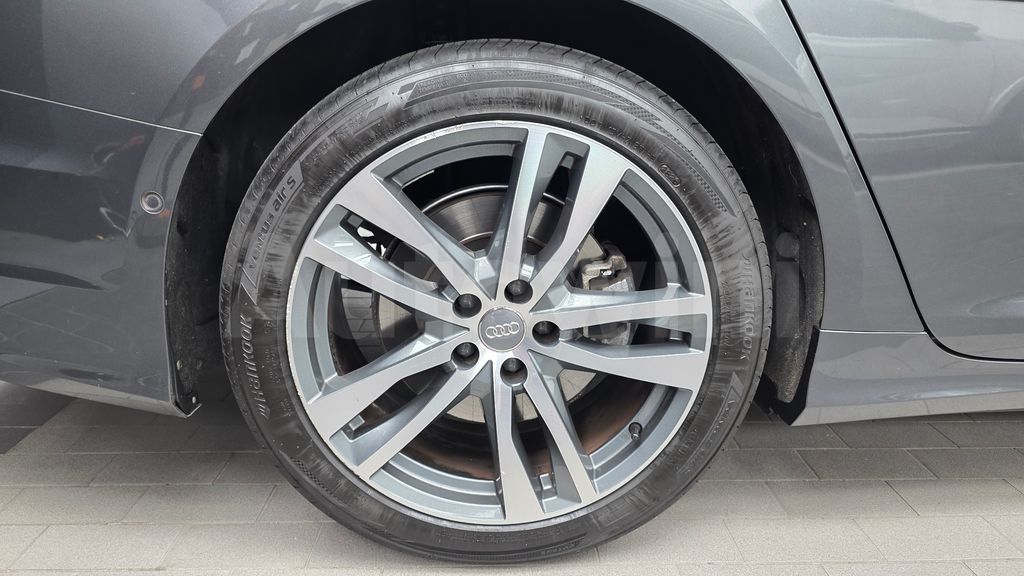 Audi A6(C8) 45 TDI Quattro Premium — снимка 5