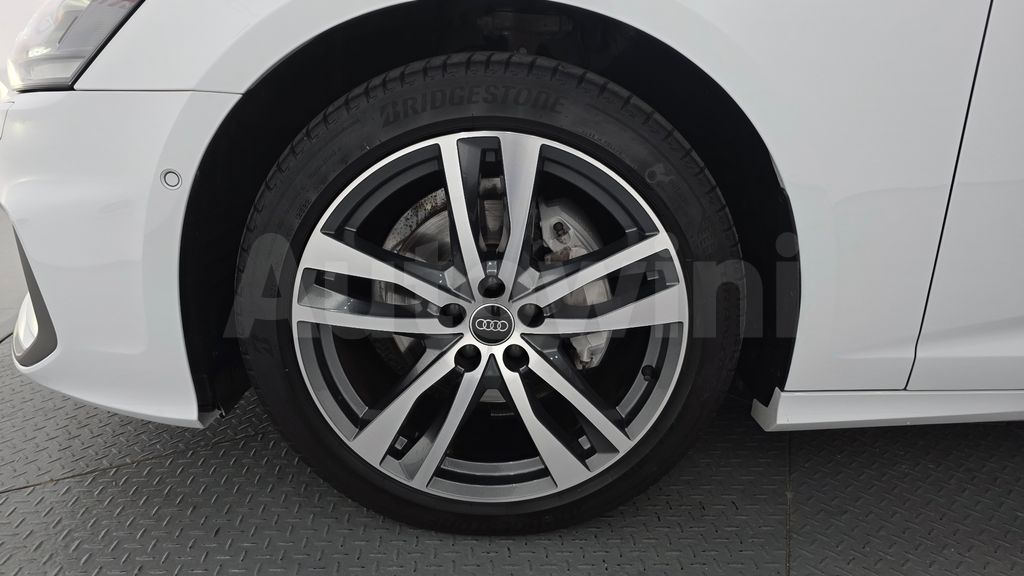 Audi A6(C8) 40 TDI Premium — снимка 4