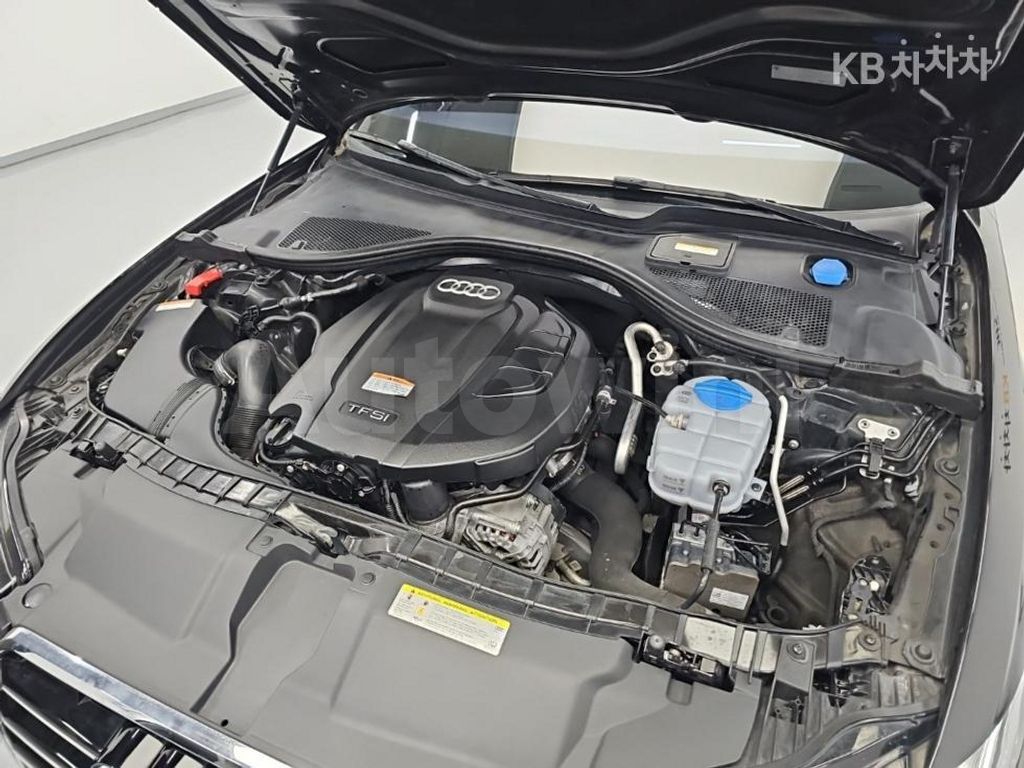 Audi A6 40 TFSI Quattro Sports C7(15~) — снимка 5