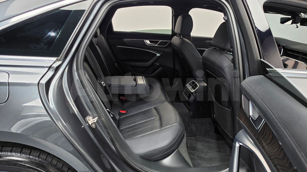 Audi A6(C8) 40 TDI Quattro Premium — снимка 11