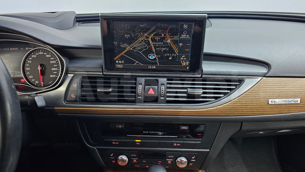 Audi New A6 40 TDI Quattro Premium C7 — снимка 13
