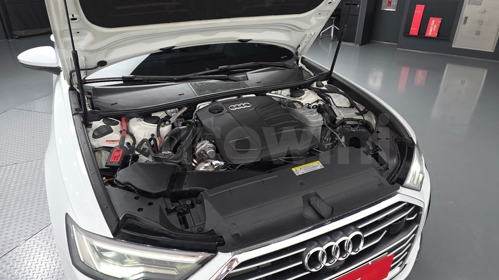 Audi A6(C8) 40 TDI — снимка 6