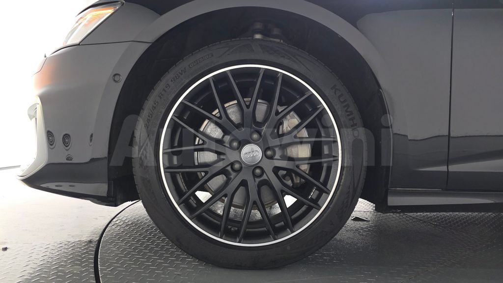 Audi A6(C8) 45 TFSI Quattro — снимка 4