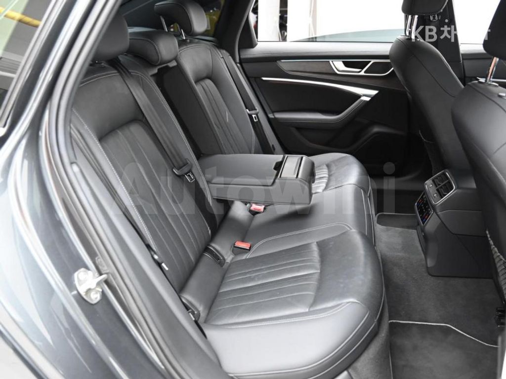 Audi A6(C8) 40 TDI Quattro Premium — снимка 12