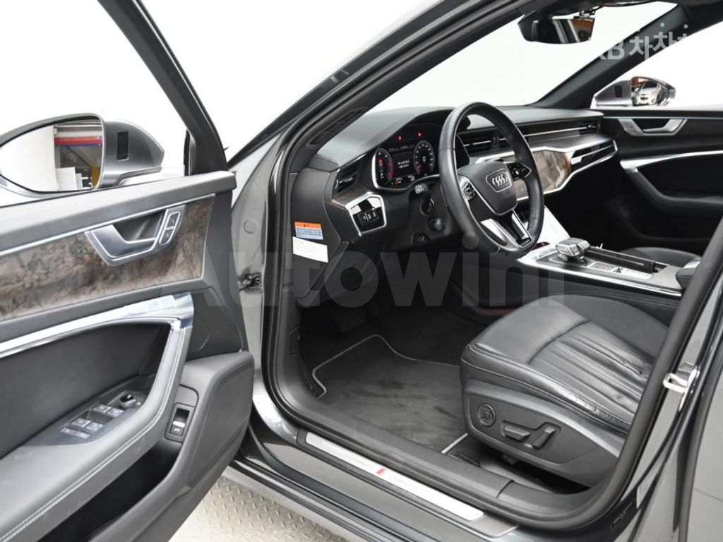 Audi A6(C8) 40 TDI Quattro Premium — снимка 11