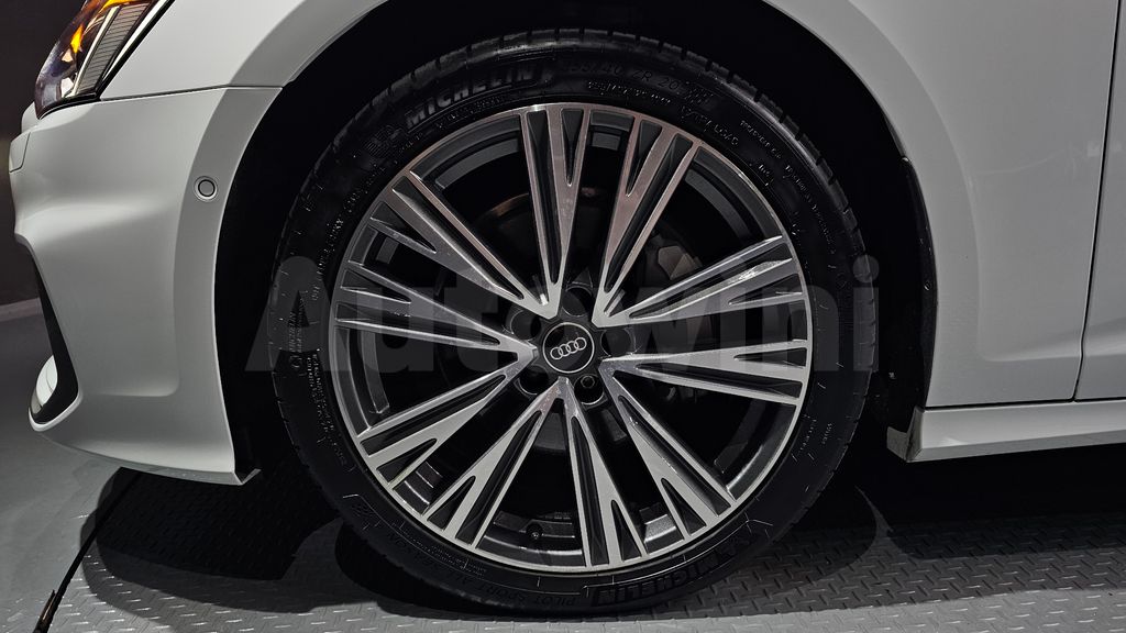 Audi A6(C8) 45 TDI Quattro Premium — снимка 5