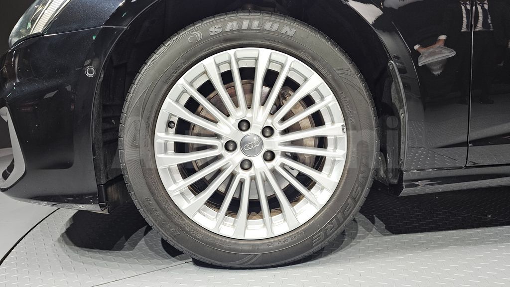 Audi A6(C8) 45 TFSI Quattro Premium — снимка 4