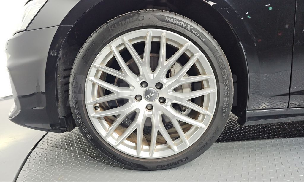 Audi A6(C8) 45 TFSI Quattro — снимка 4
