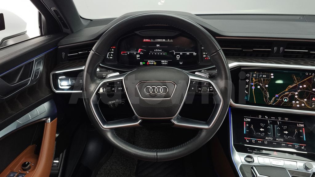 Audi A6(C8) 40 TDI Premium — снимка 13