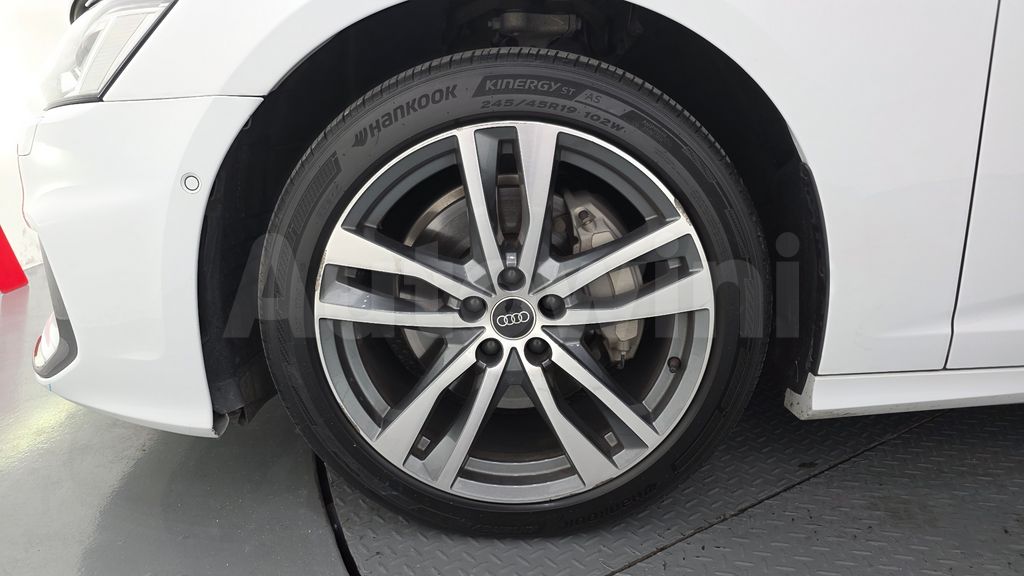 Audi A6(C8) 45 TFSI Premium — снимка 5