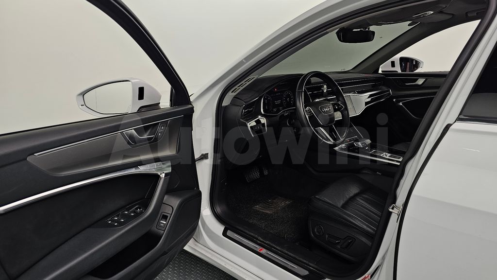 Audi A6(C8) 40 TDI — снимка 10