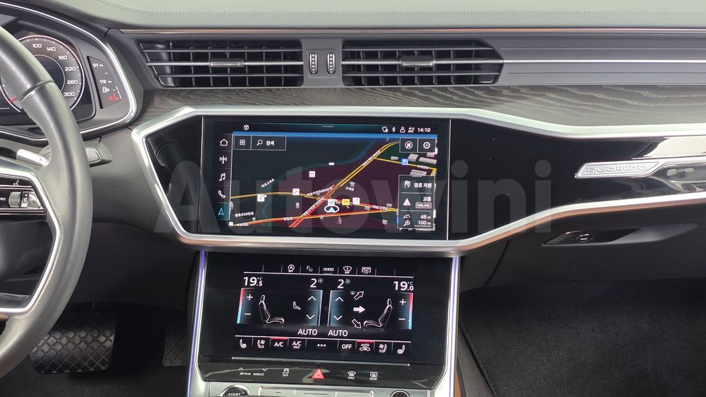 Audi A6(C8) 40 TDI Quattro Premium — снимка 13