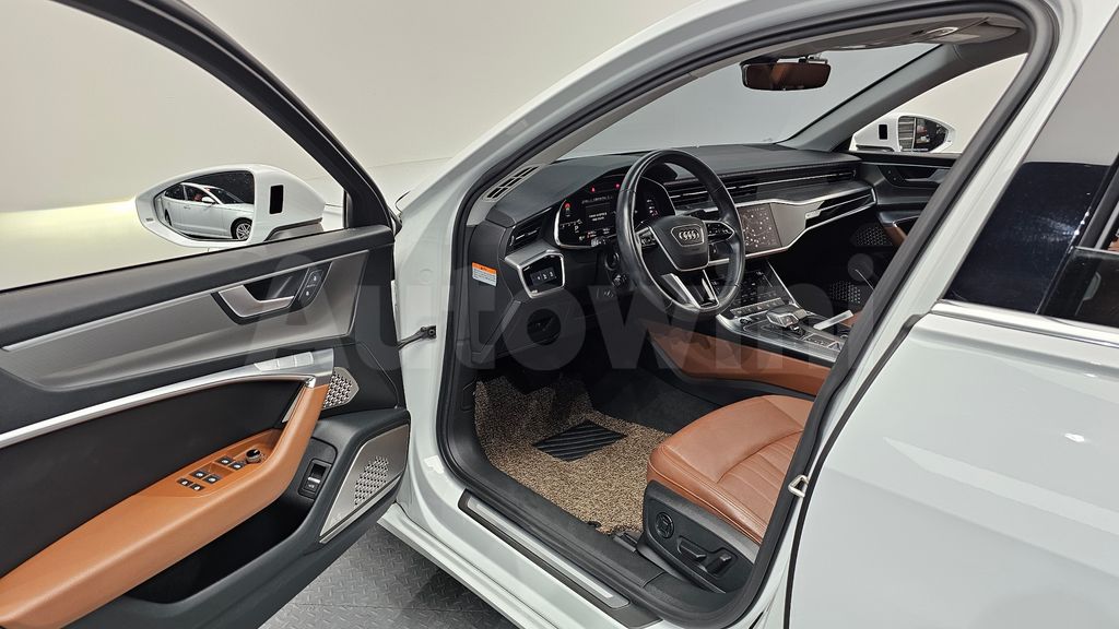 Audi A6(C8) 45 TFSI — снимка 10
