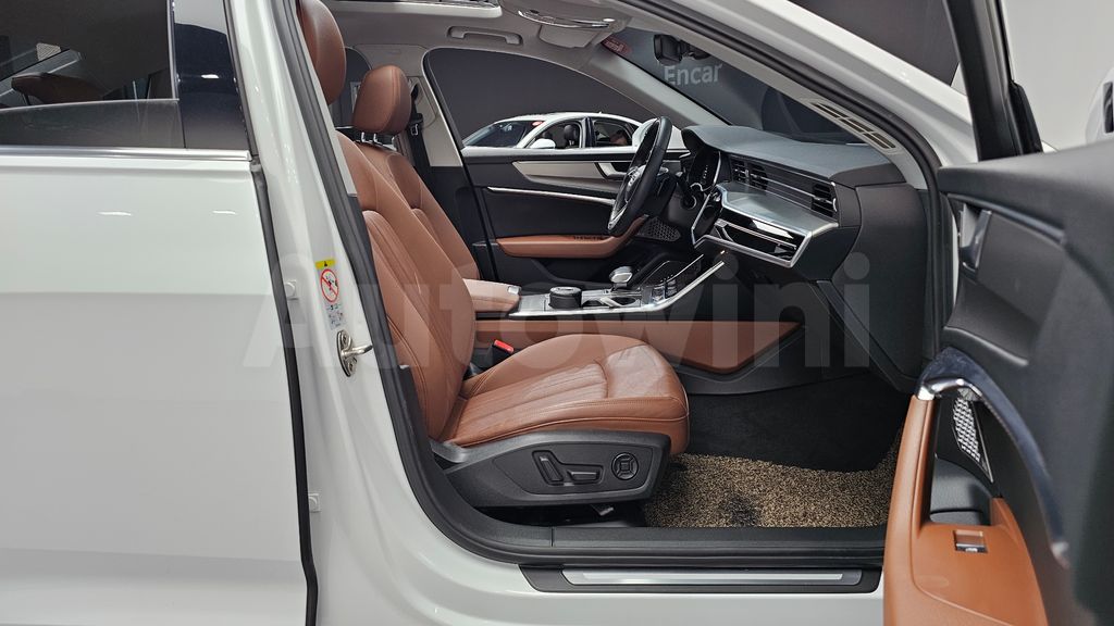 Audi A6(C8) 45 TFSI — снимка 11
