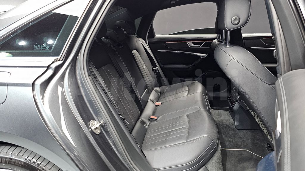 Audi A6(C8) 45 TDI Quattro Premium — снимка 11