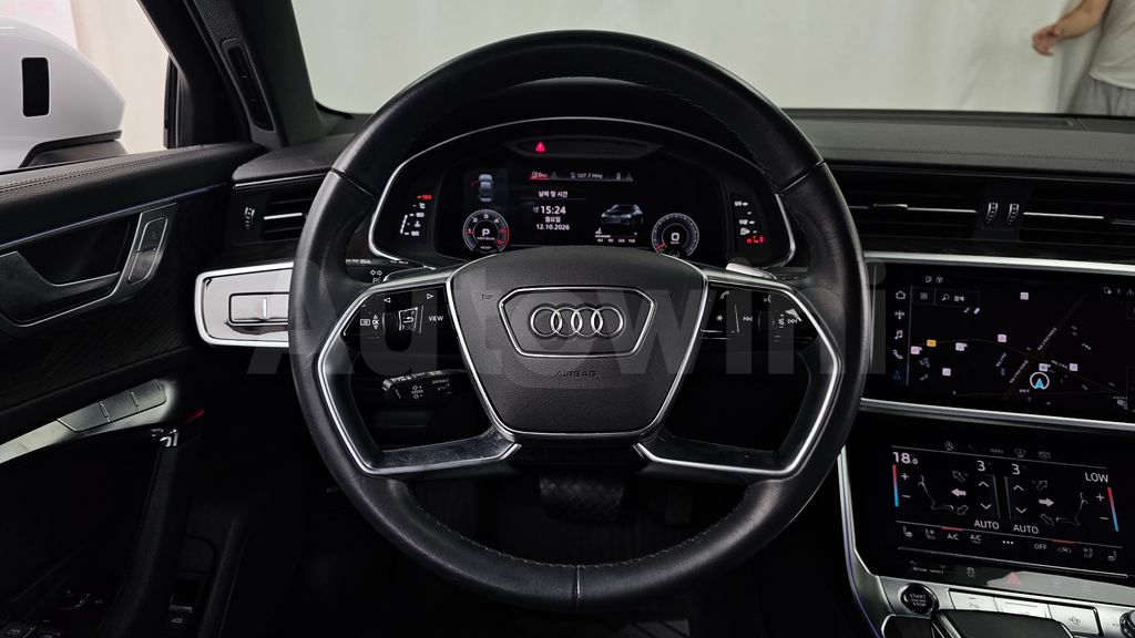 Audi A6(C8) 40 TDI Premium — снимка 13