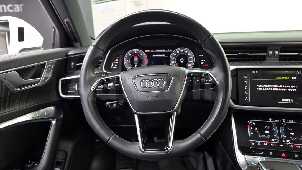 Audi A6(C8) 40 TDI Quattro Premium — снимка 12
