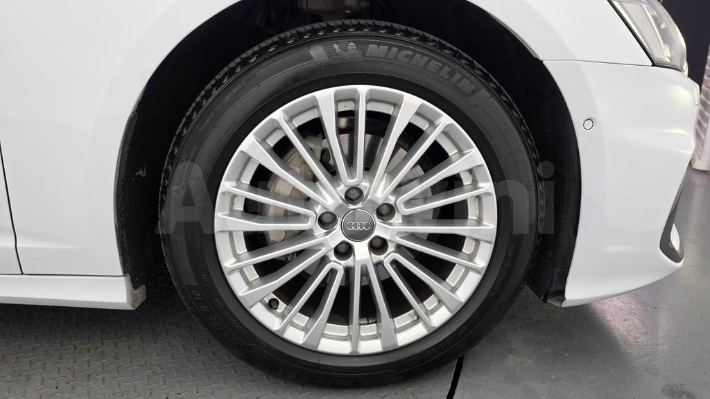 Audi A6(C8) 40 TDI Quattro Premium — снимка 4