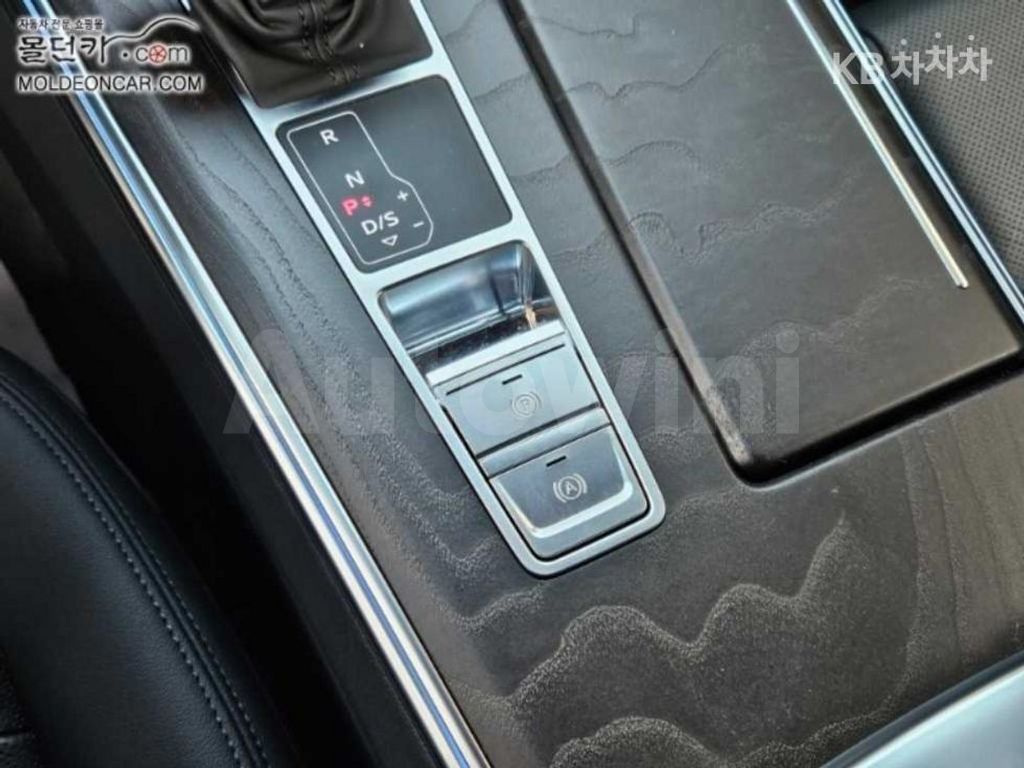 Audi A6(C8) 45 TFSI Basic — снимка 13