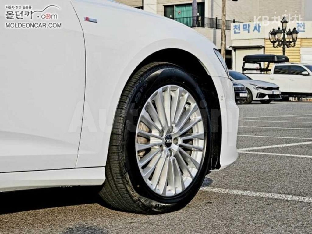 Audi A6(C8) 45 TFSI Basic — снимка 6