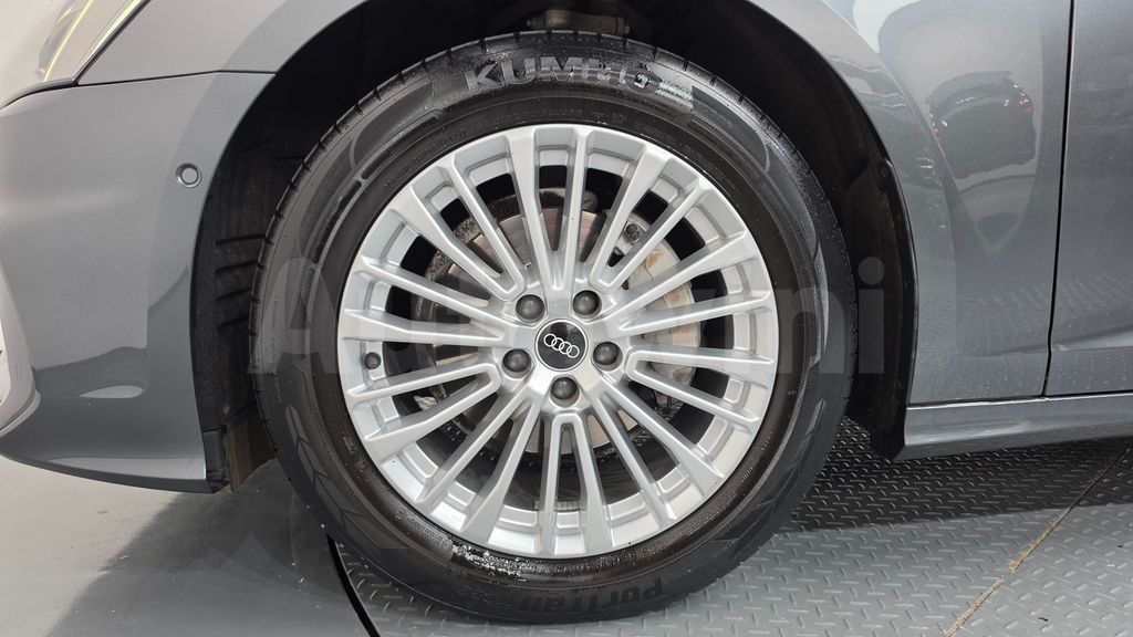 Audi A6(C8) 40 TDI Quattro Premium — снимка 5